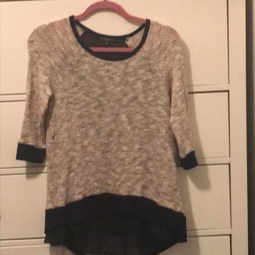 Green Envelope Los Angeles Knit Top